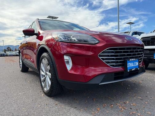 2021 Ford Escape Titanium