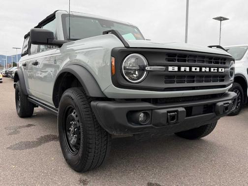 2022 Ford Bronco Black Diamond