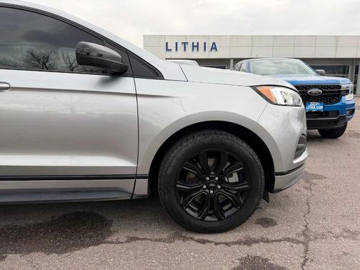 2023 Ford Edge SE