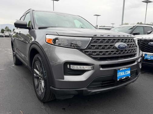Carbonized Gray Metallic 2021 Ford Explorer XLT