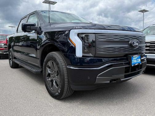 2025 Ford F-150 Lightning LARIAT