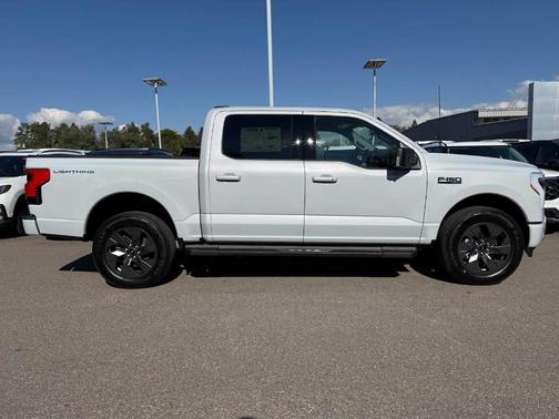 2025 Ford F-150 Lightning Flash