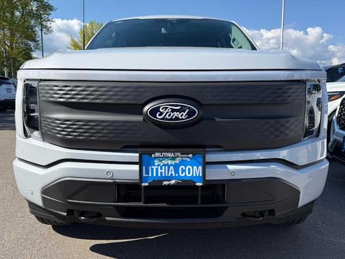 2025 Ford F-150 Lightning Flash
