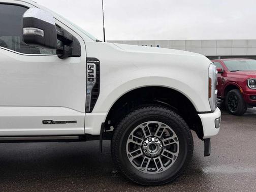 2024 Ford F-350 Platinum