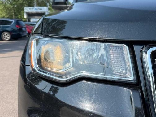 2022 Jeep Grand Cherokee WK Laredo