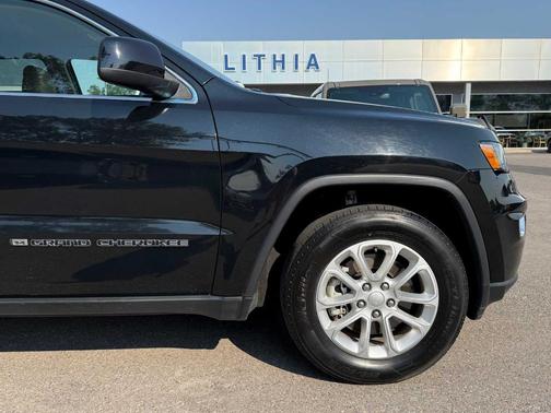 2022 Jeep Grand Cherokee WK Laredo