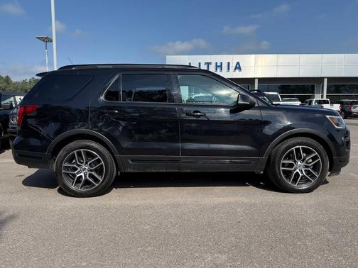2019 Ford Explorer sport