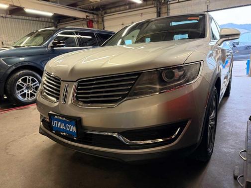 Ingot Silver Metallic 2016 Lincoln MKX Reserve
