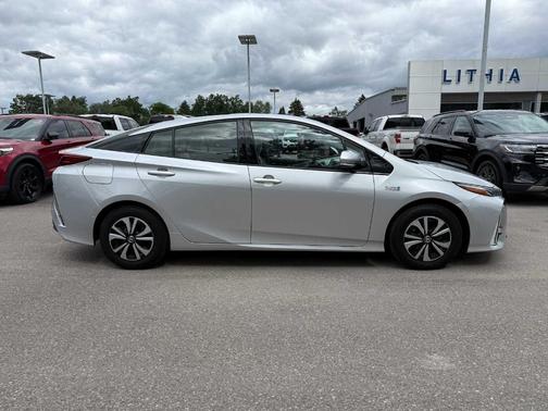 2019 Toyota Prius Prime Advanced