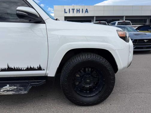 2022 Toyota 4Runner TRD Off Road Premium