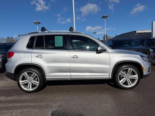 2014 Volkswagen Tiguan 4MOTION Auto R-Line