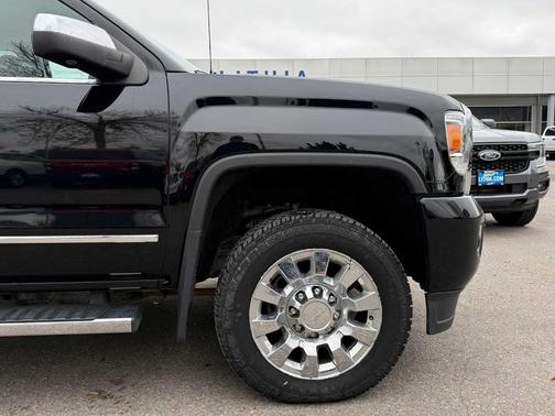 2017 GMC Sierra 2500 Denali