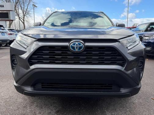 2021 Toyota RAV4 Hybrid XLE Premium