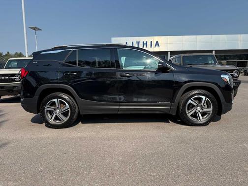 2020 GMC Terrain SLT