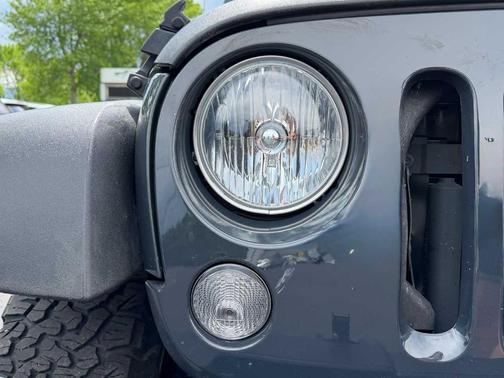 Rhino Clearcoat 2016 Jeep Wrangler Sport