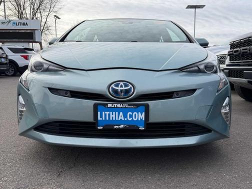 2016 Toyota Prius Four Touring