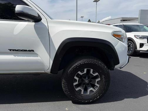 Super White 2021 Toyota Tacoma TRD Off Road