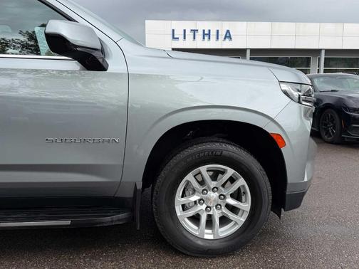 Sterling Gray Metallic 2024 Chevrolet Suburban LS