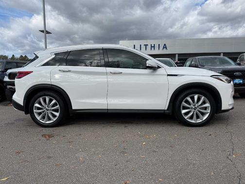 2019 INFINITI QX50 ESSENTIAL