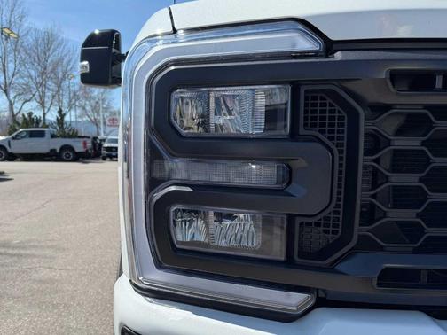 2024 Ford F-350 Lariat Super Duty