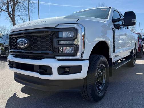 2024 Ford F-350 Lariat Super Duty