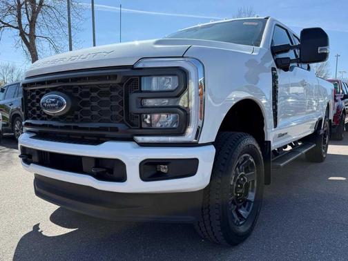 2024 Ford F-350 Lariat Super Duty