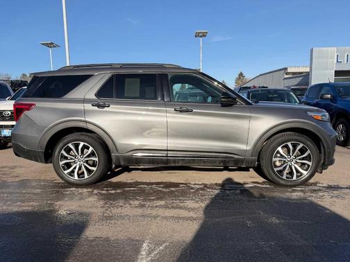 2021 Ford Explorer ST