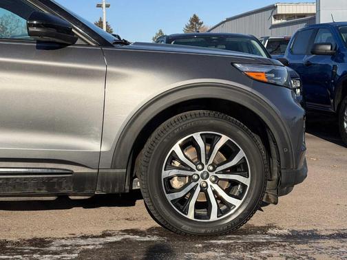 2021 Ford Explorer ST