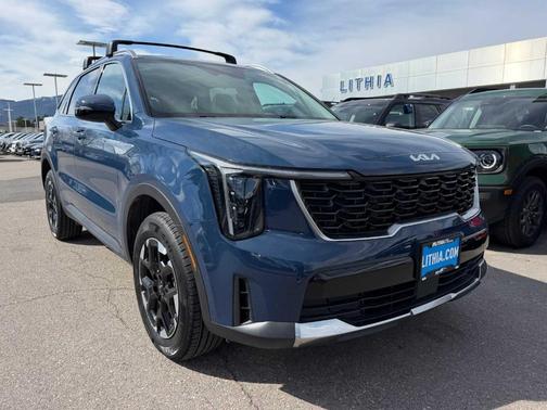 2024 Kia Sorento S