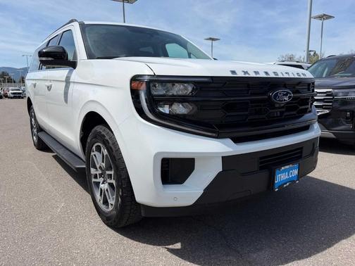 Oxford White 2026 Ford Expedition Max Active