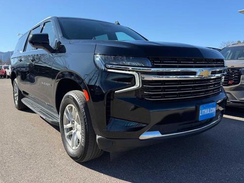 2024 Chevrolet Suburban LT