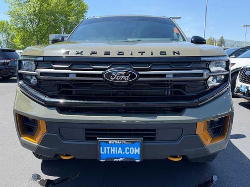 Green 2025 Ford Expedition Tremor