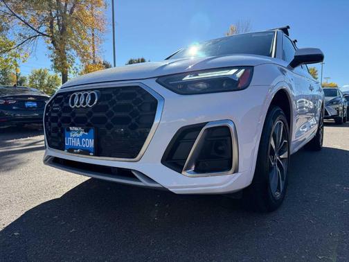 2023 Audi Q5 45 S line Premium Plus
