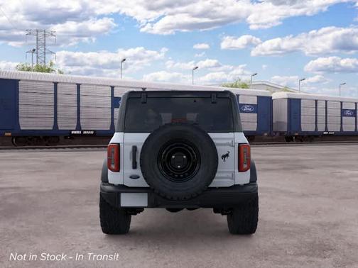 Oxford White 2026 Ford Bronco Badlands