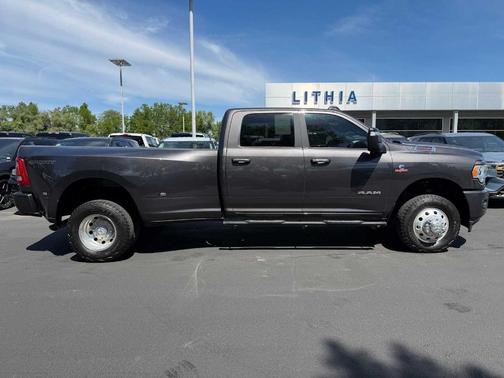 Granite Crystal Clearcoat Metallic 2024 RAM 3500 Big Horn