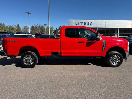 Race Red 2025 Ford F-250 XLT
