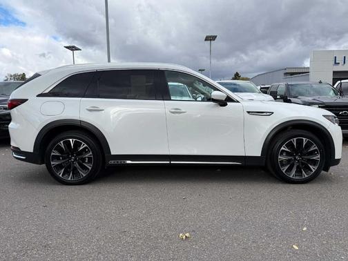 2024 Mazda CX-90 PHEV Premium