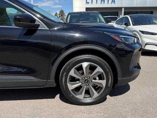 Agate Black Metallic 2024 Ford Escape Platinum