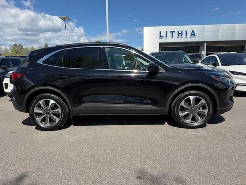 Agate Black Metallic 2024 Ford Escape Platinum