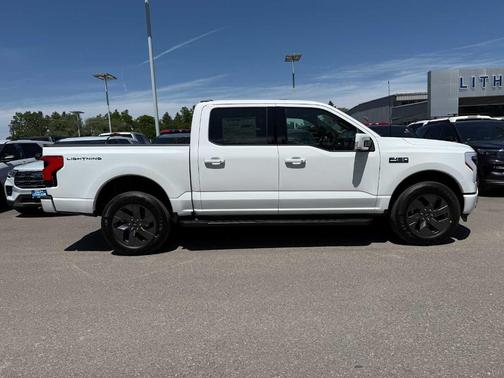 2025 Ford F-150 Lightning LARIAT