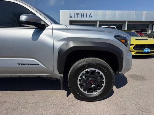 2025 Toyota Tacoma TRD Off Road