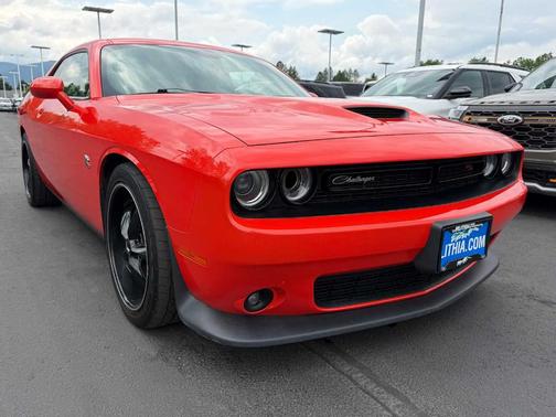 Go Mango! 2019 Dodge Challenger R/T Scat Pack
