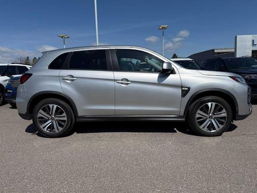 2024 Mitsubishi Outlander Sport ES