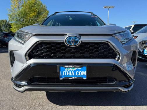 2021 Toyota RAV4 Prime SE