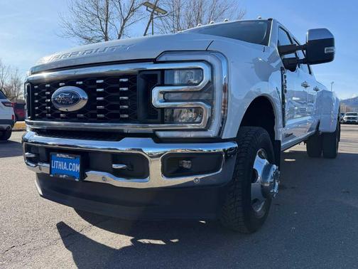2024 Ford F-350 Lariat Super Duty