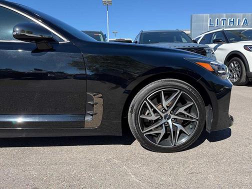 2022 Kia Stinger GT-Line