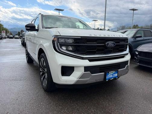 Star White 2026 Ford Expedition Platinum