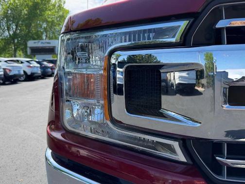 Ruby Red Metallic Tinted Clearcoat 2018 Ford F-150 XLT