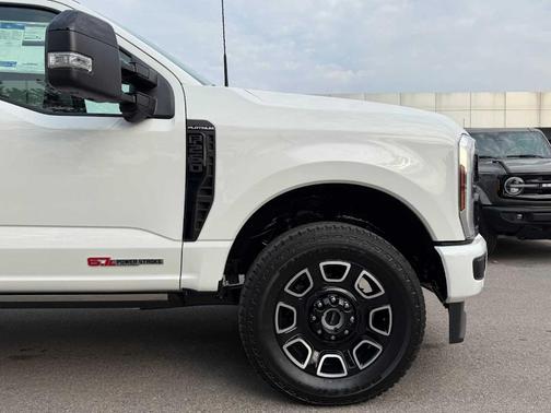 2026 Ford F-250 Platinum