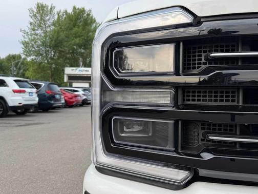 2026 Ford F-250 Platinum